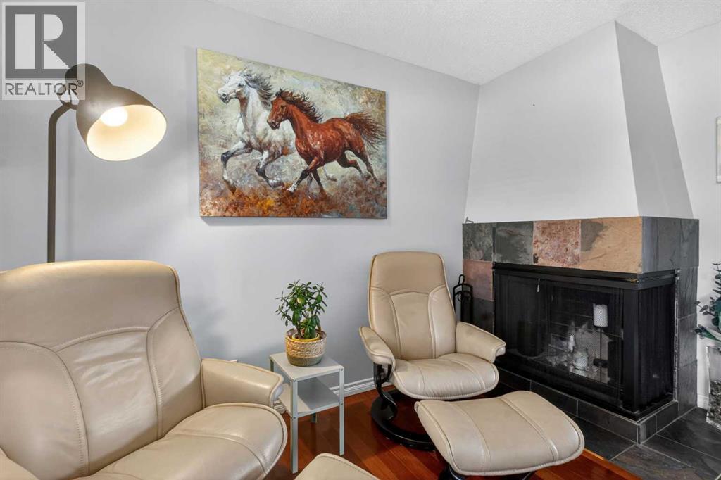 348 Midlake Boulevard SE — photo 8