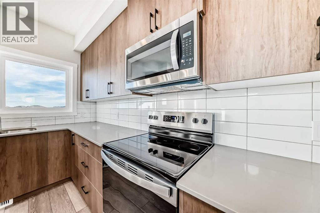 241 BRIDGEPORT GATE - 11