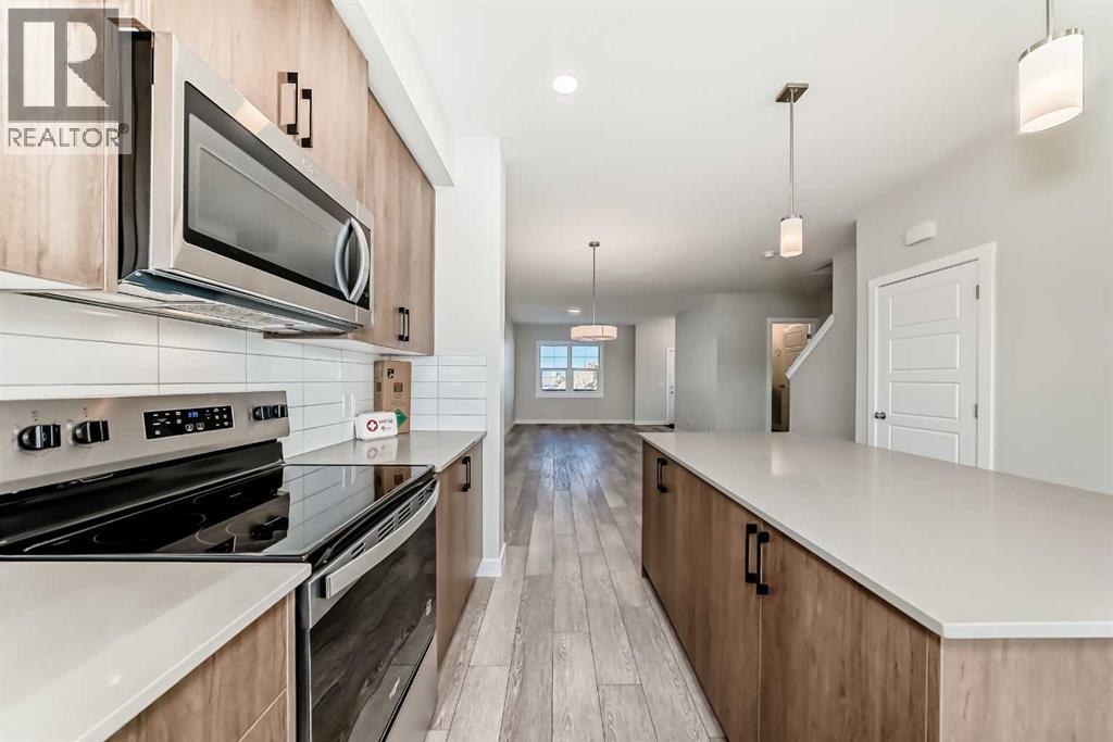 241 BRIDGEPORT GATE - 12