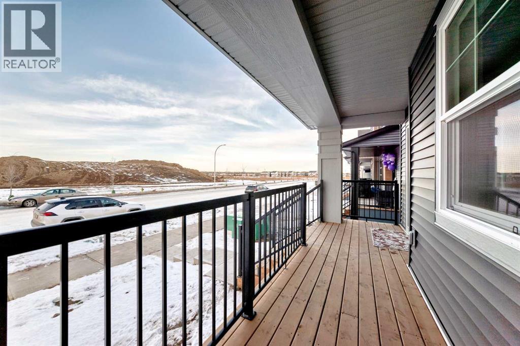 241 BRIDGEPORT GATE - 44