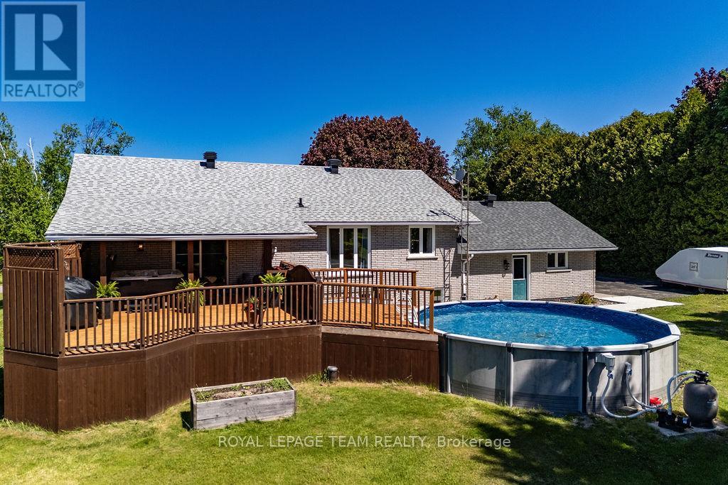 63 ALVA DRIVE - 45