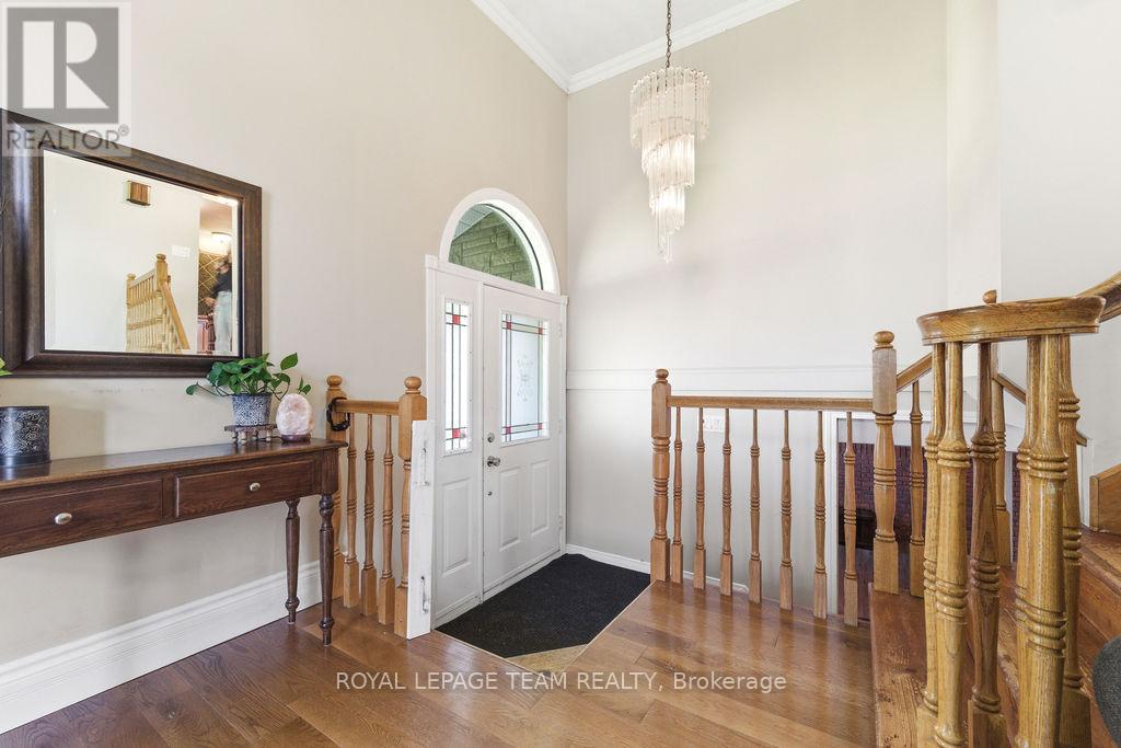 63 ALVA DRIVE - 8