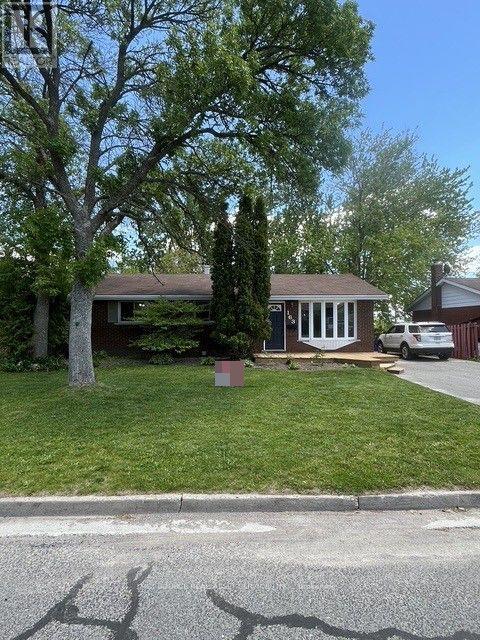 163 HERBERT STREET - 1