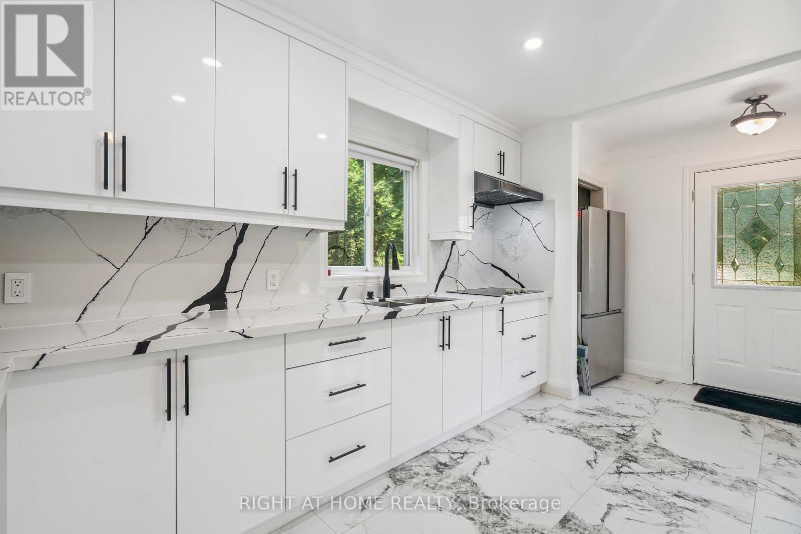 2343 MOUNTAINSIDE DRIVE - 16