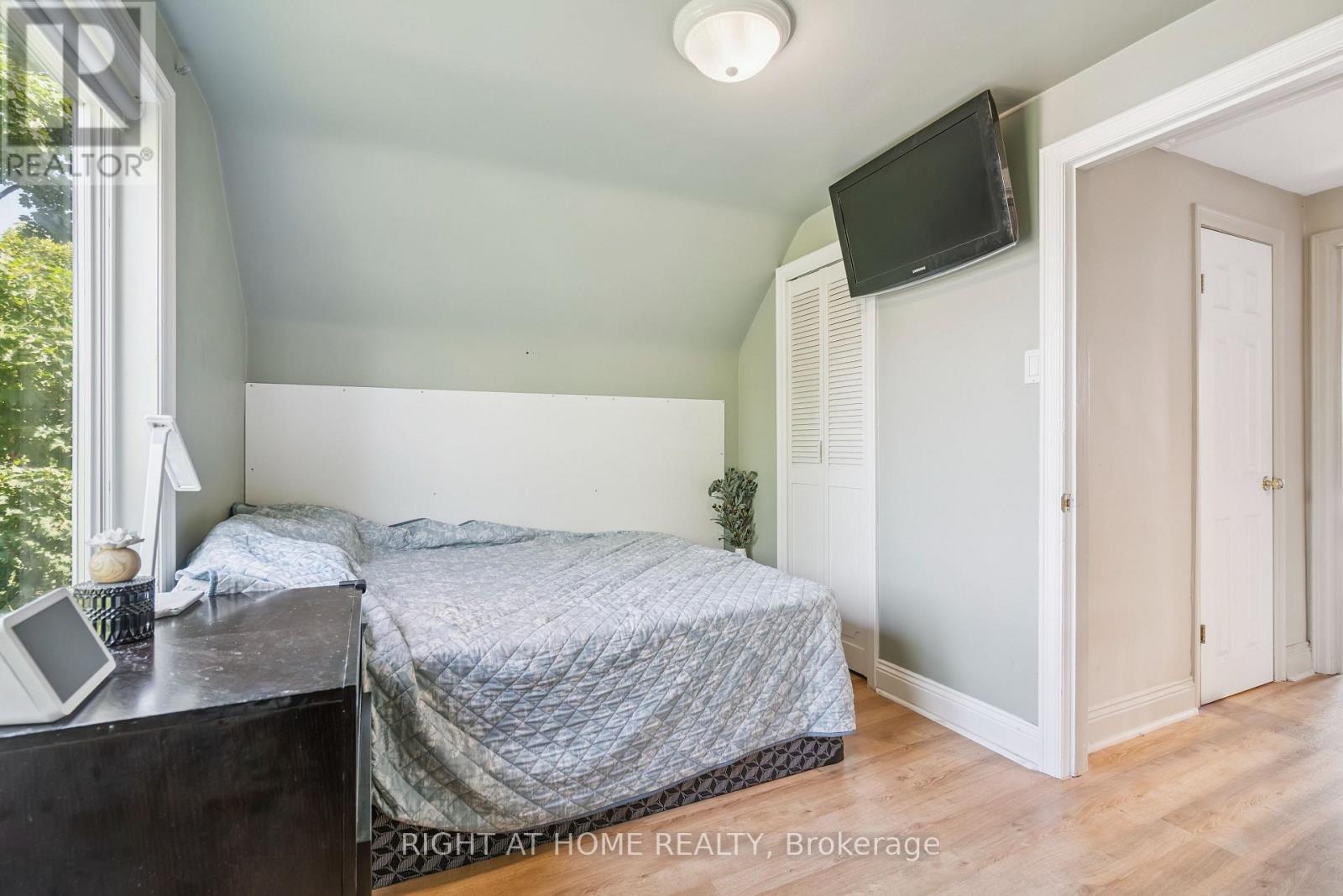 2343 MOUNTAINSIDE DRIVE - 26