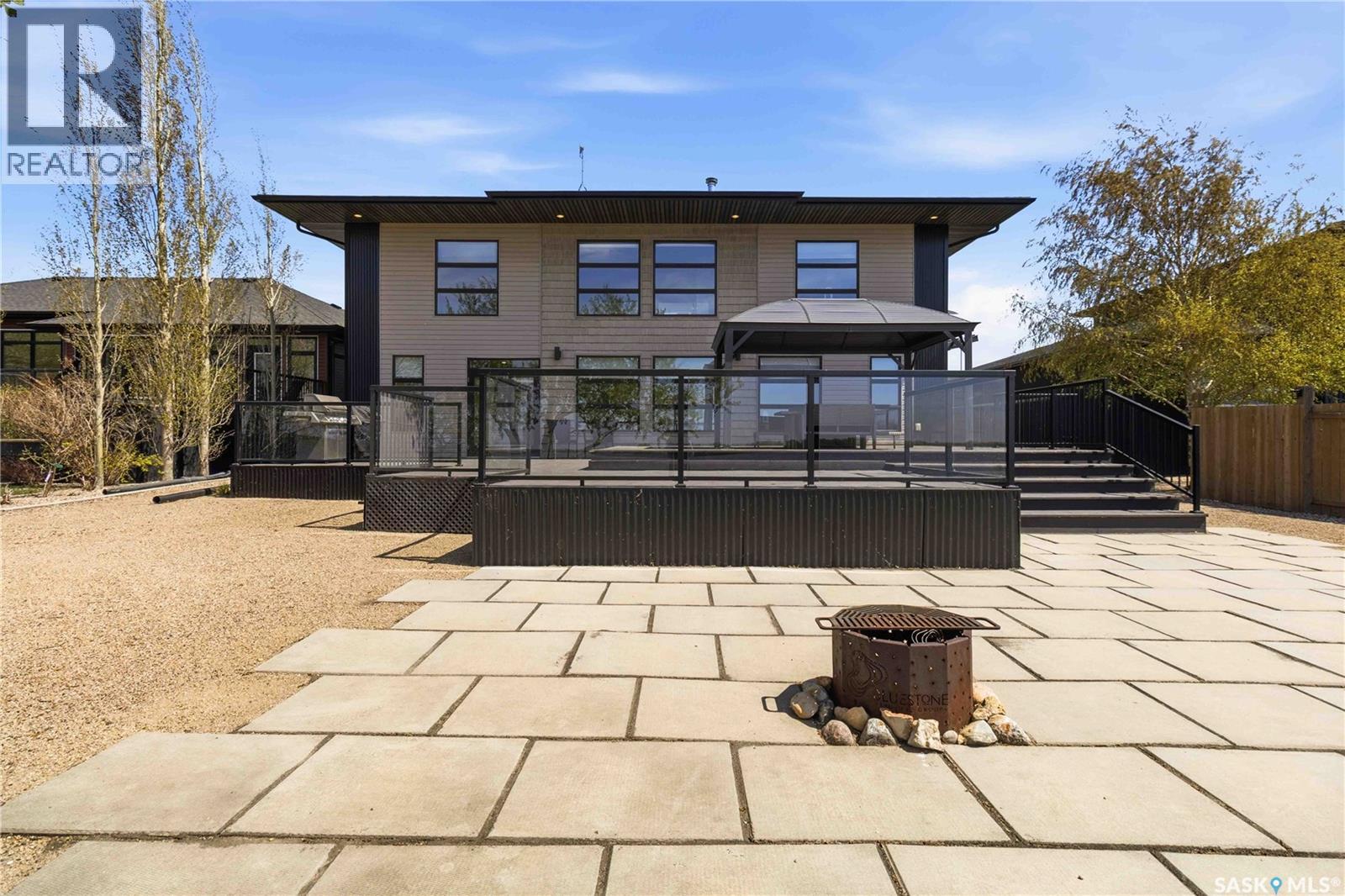 19 Pape DRIVE - 47