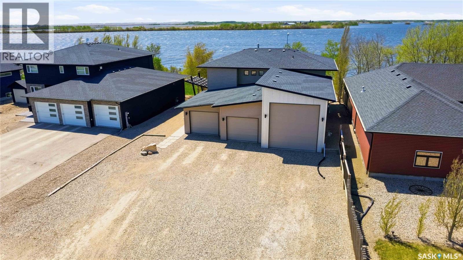 19 Pape DRIVE - 49
