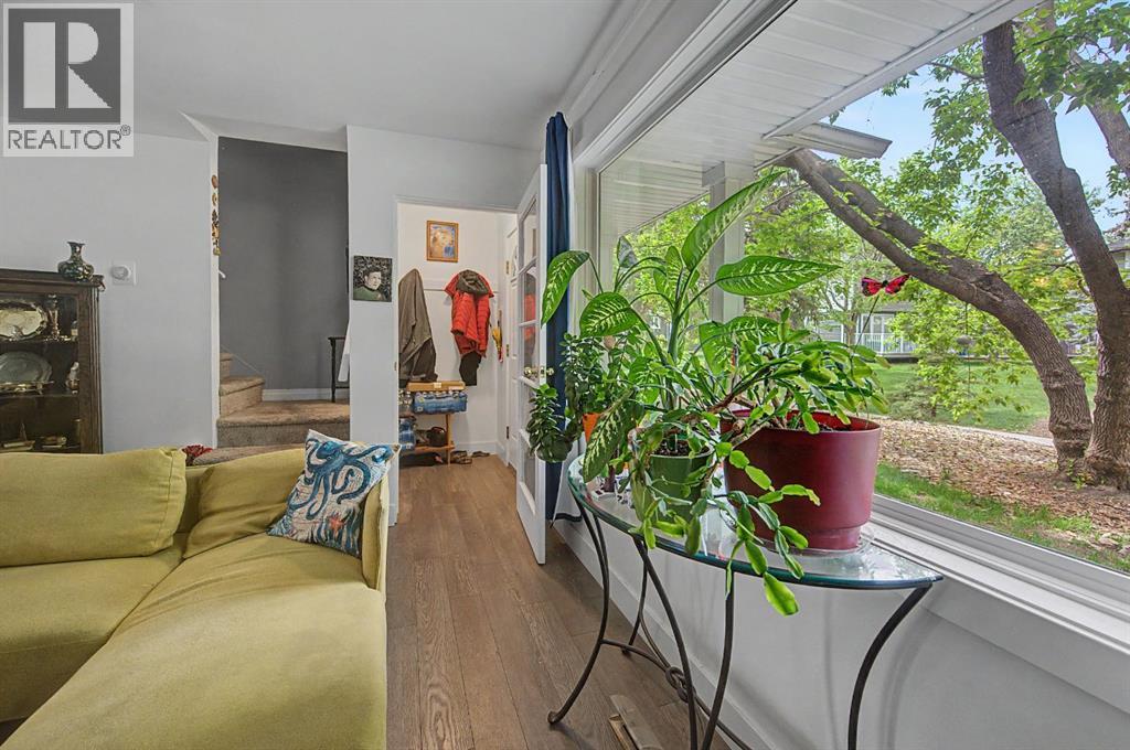 633 Regal Park NE - 8
