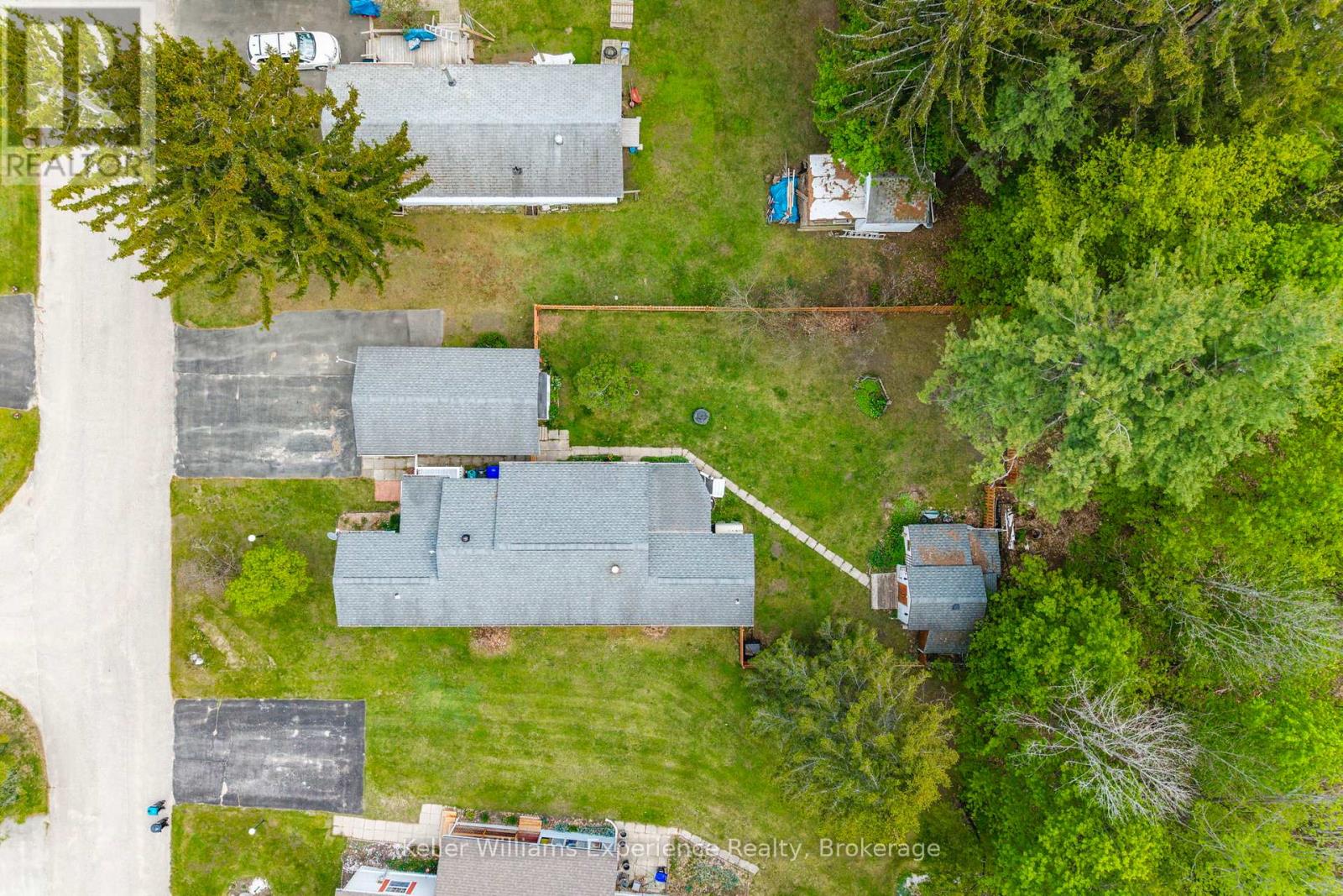 #15 5411 ELLIOTT SIDE ROAD - 33
