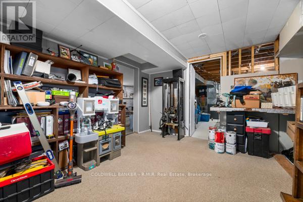 2551 VAN LUVEN ROAD - 18