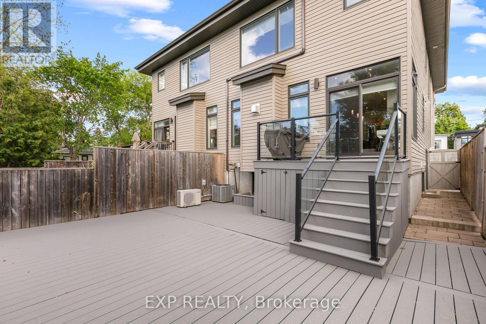 157 WESLEY AVENUE - 40