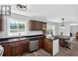 2555 Hodgins Road, Severn, ON L0K2C0 Photo 14