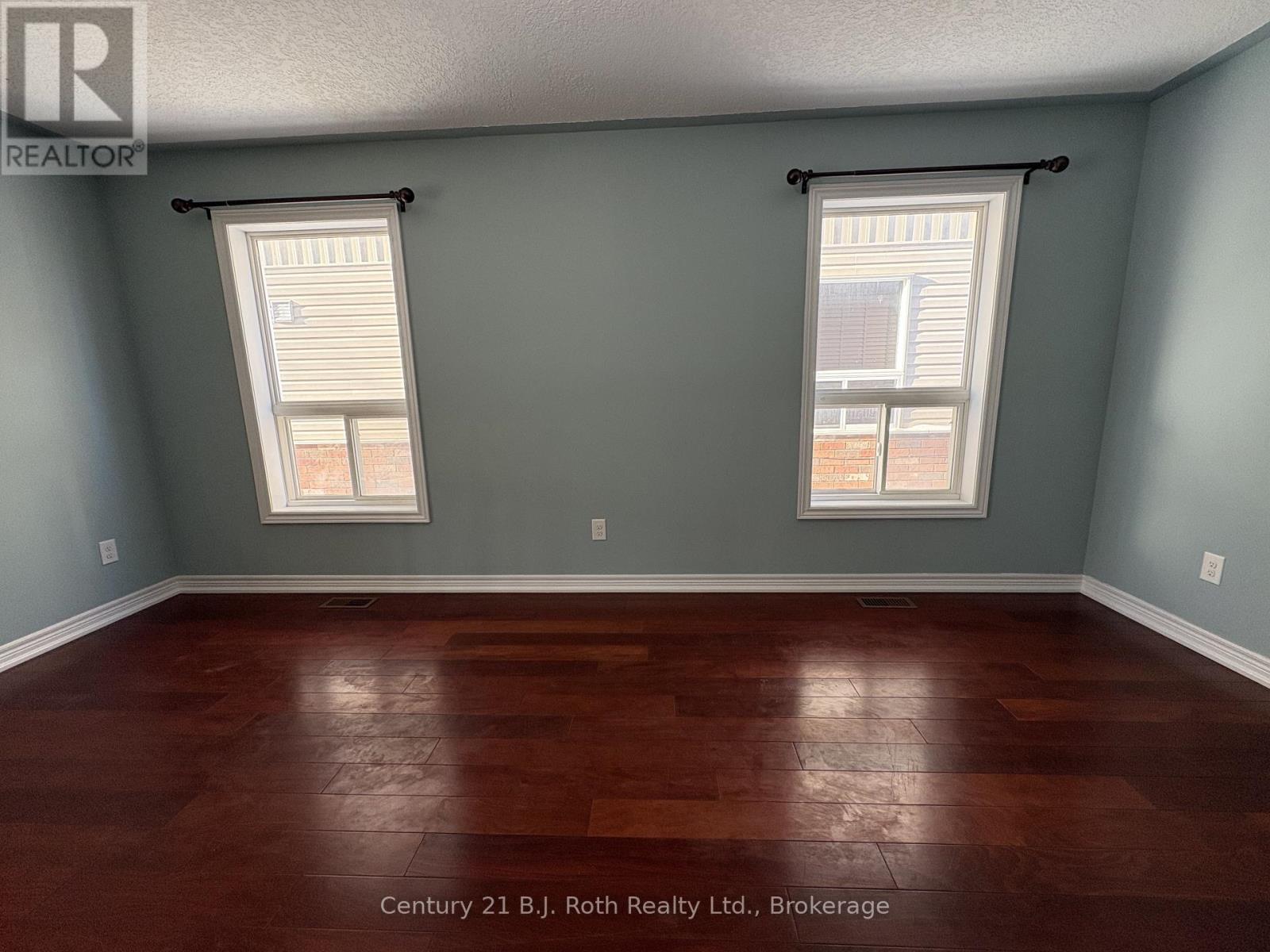 34 PEARL DRIVE - 5
