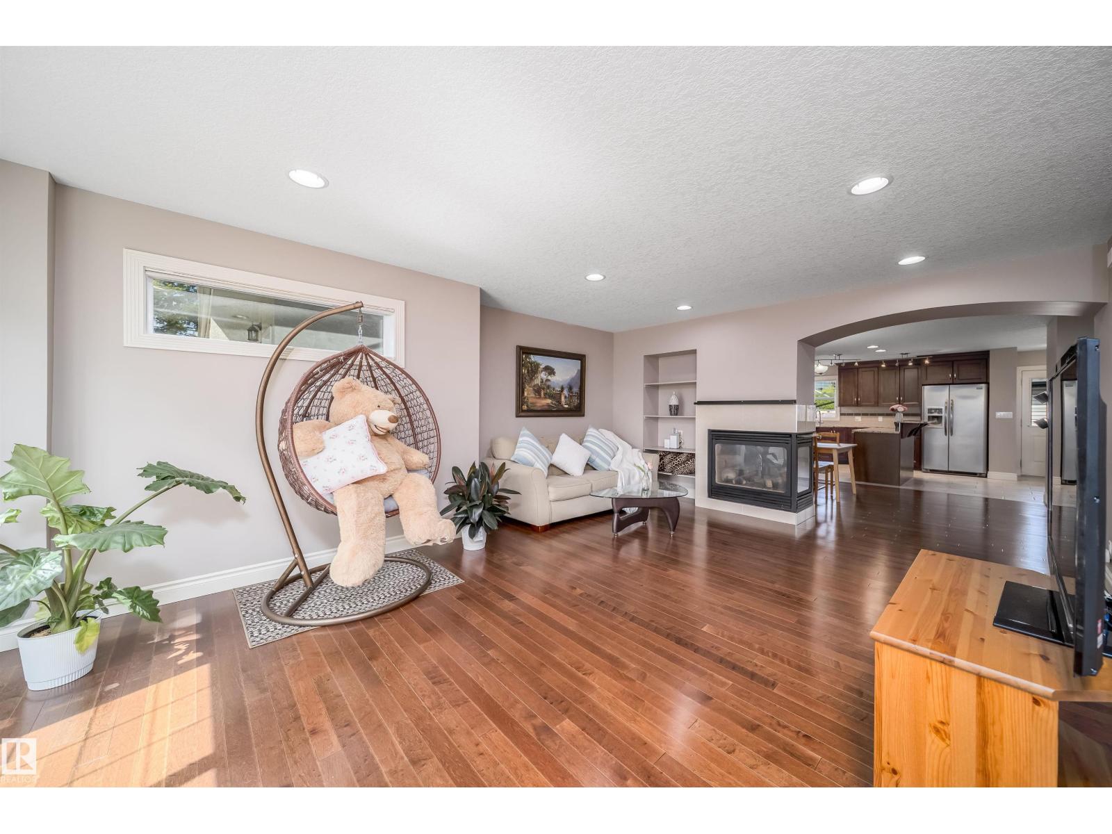 11342 79 AV NW - 2