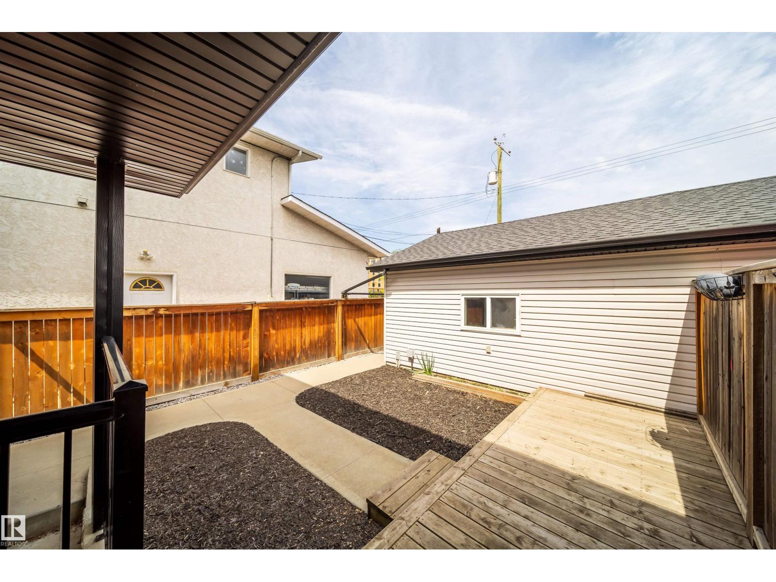 11342 79 AV NW - 43