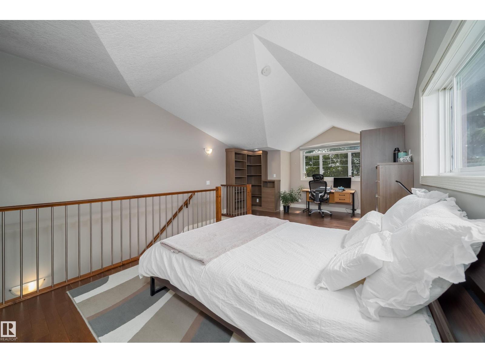 11342 79 AV NW - 28