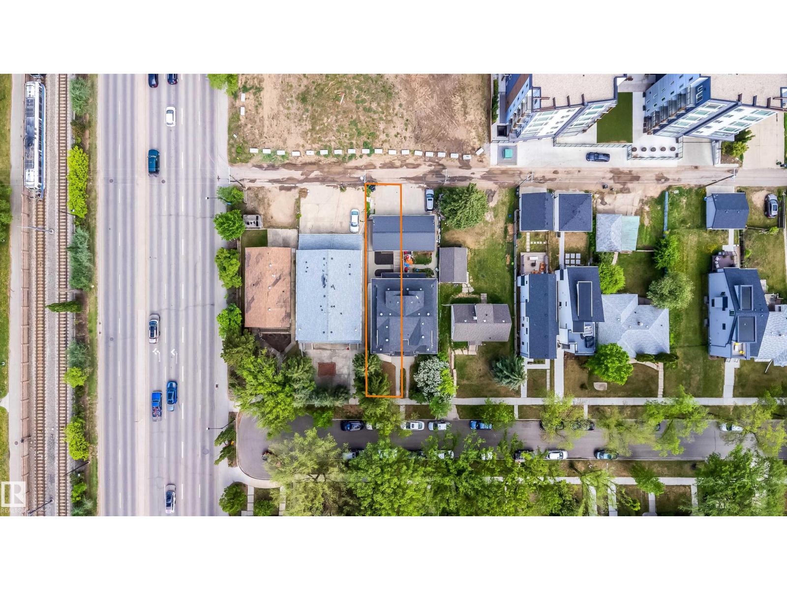 11342 79 AV NW - 51