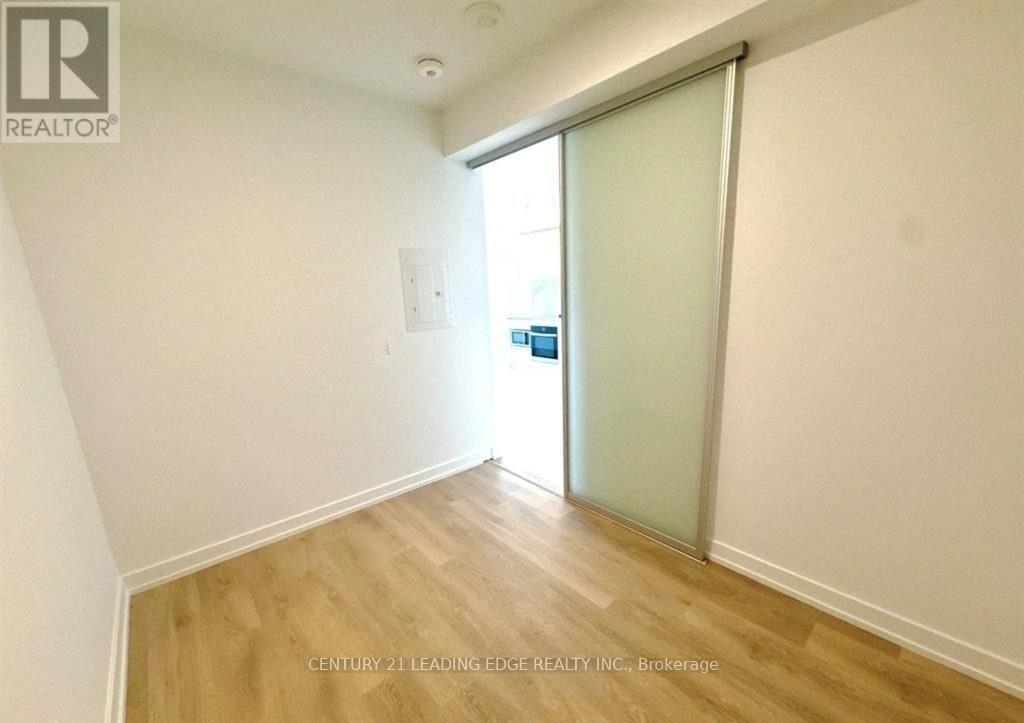 #722 1100 SHEPPARD AVENUE W - 7