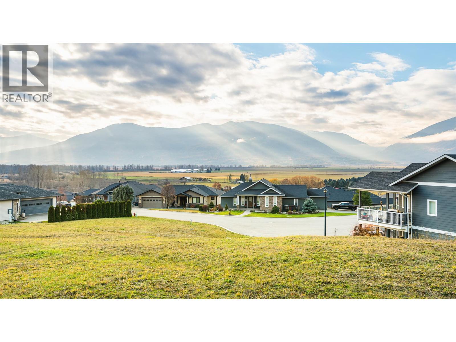 1016 Purcell Crescent, Creston