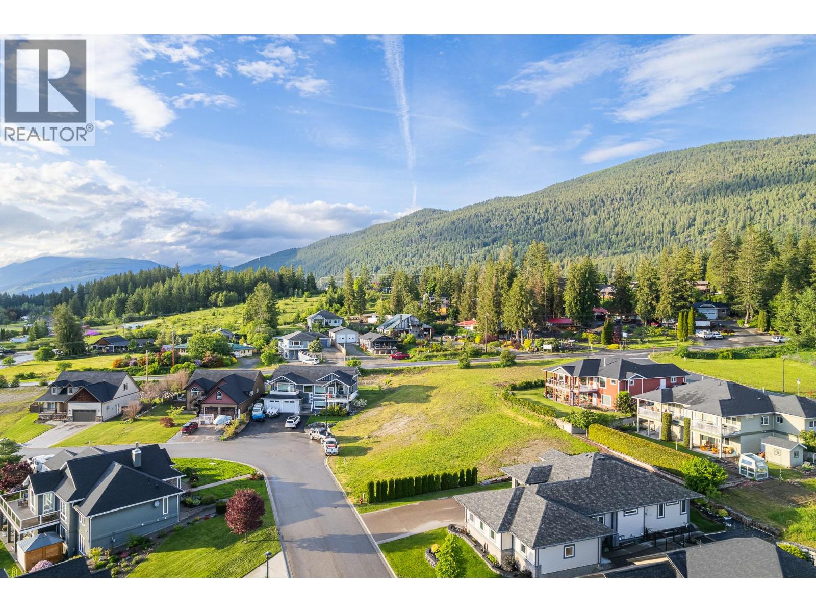 1016 Purcell Crescent, Creston