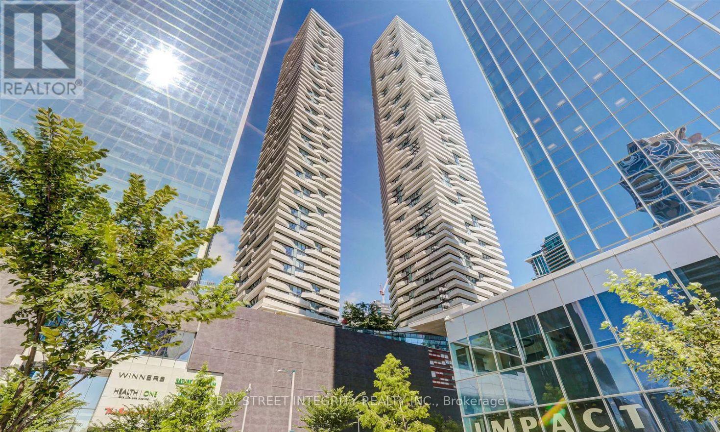 Listing photo of 4805 - 88 HARBOUR STREET