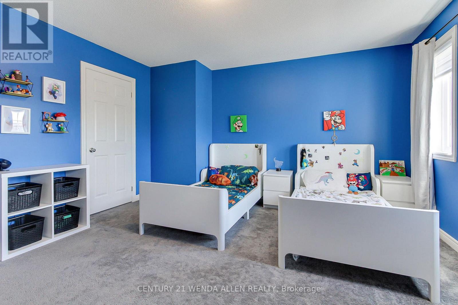 79 JEVONS DRIVE - 37
