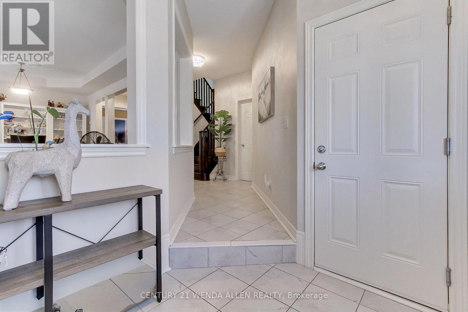 79 JEVONS DRIVE - 7