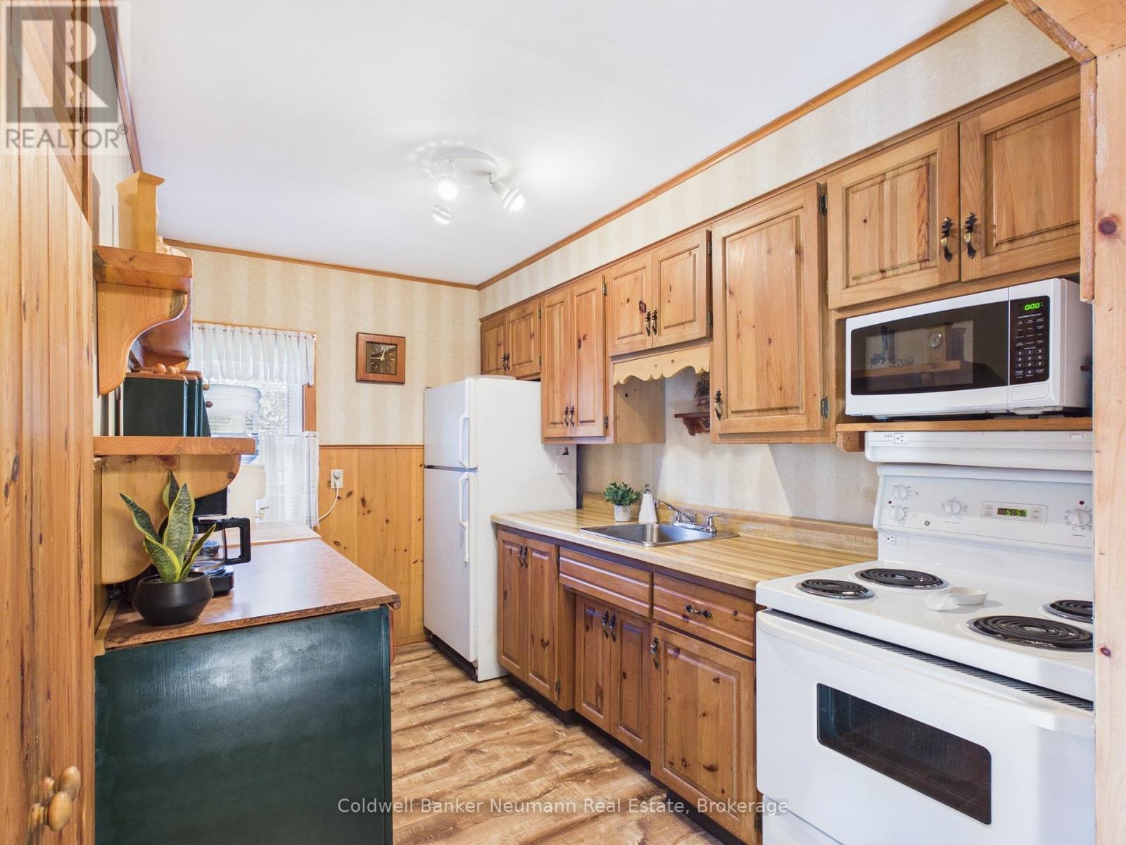 857 PIKE BAY ROAD - 10