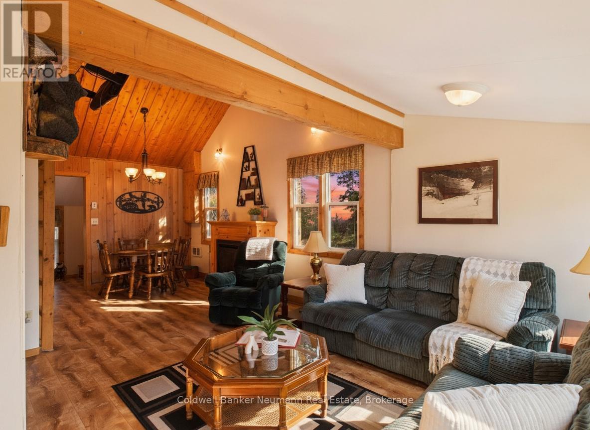 857 PIKE BAY ROAD - 8