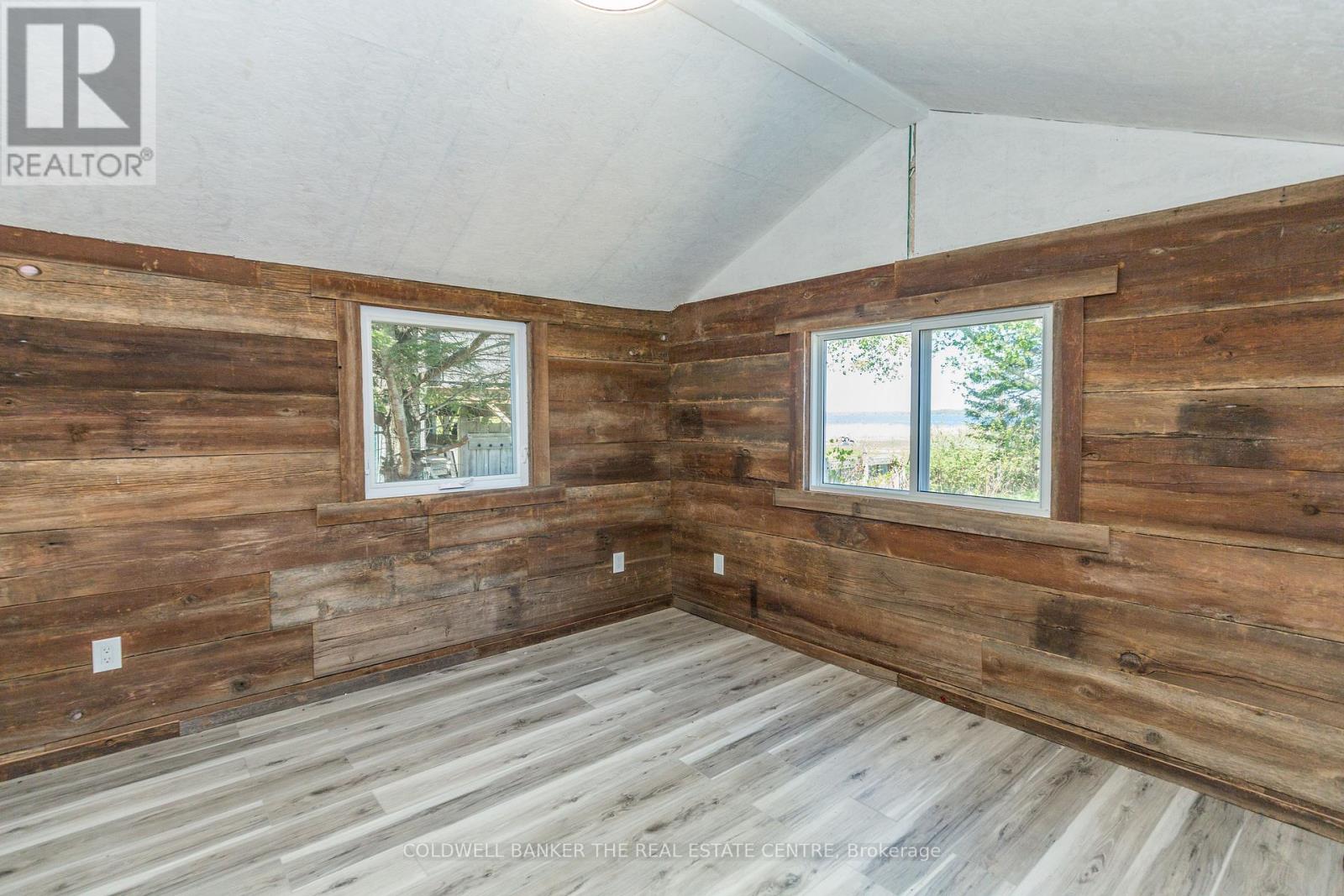 121 MASKINONGE ROAD - 20