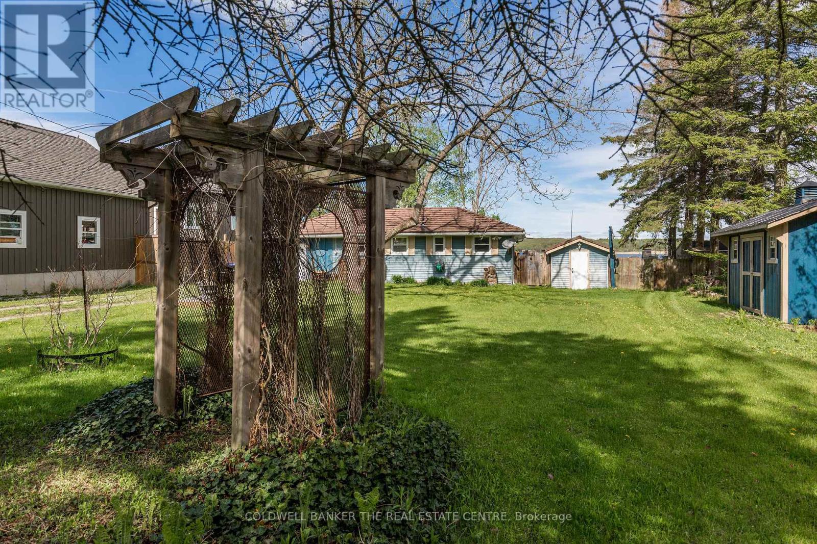 121 MASKINONGE ROAD - 24