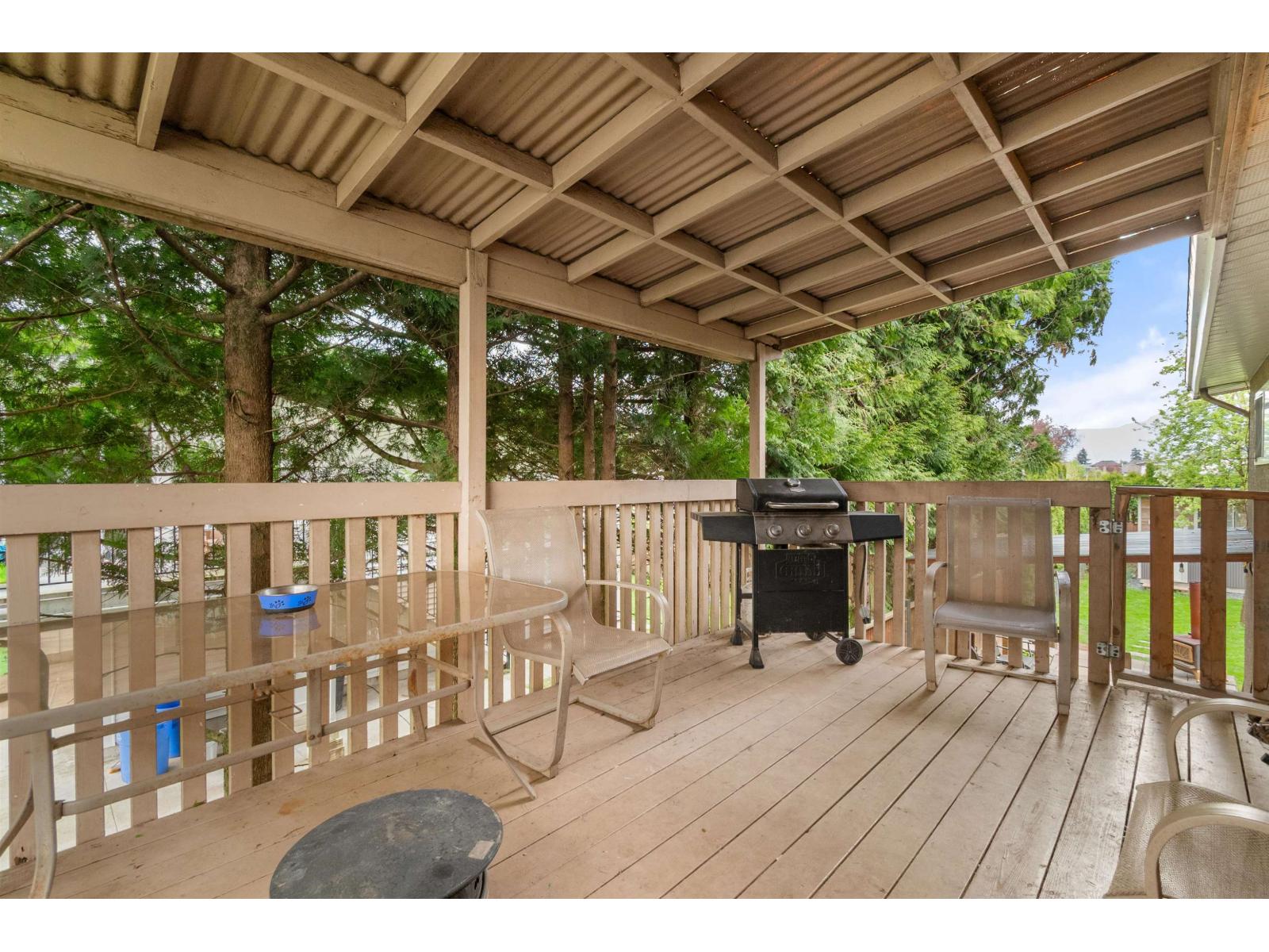 10218 OVAL DRIVE, Fairfield Island, Chilliwack