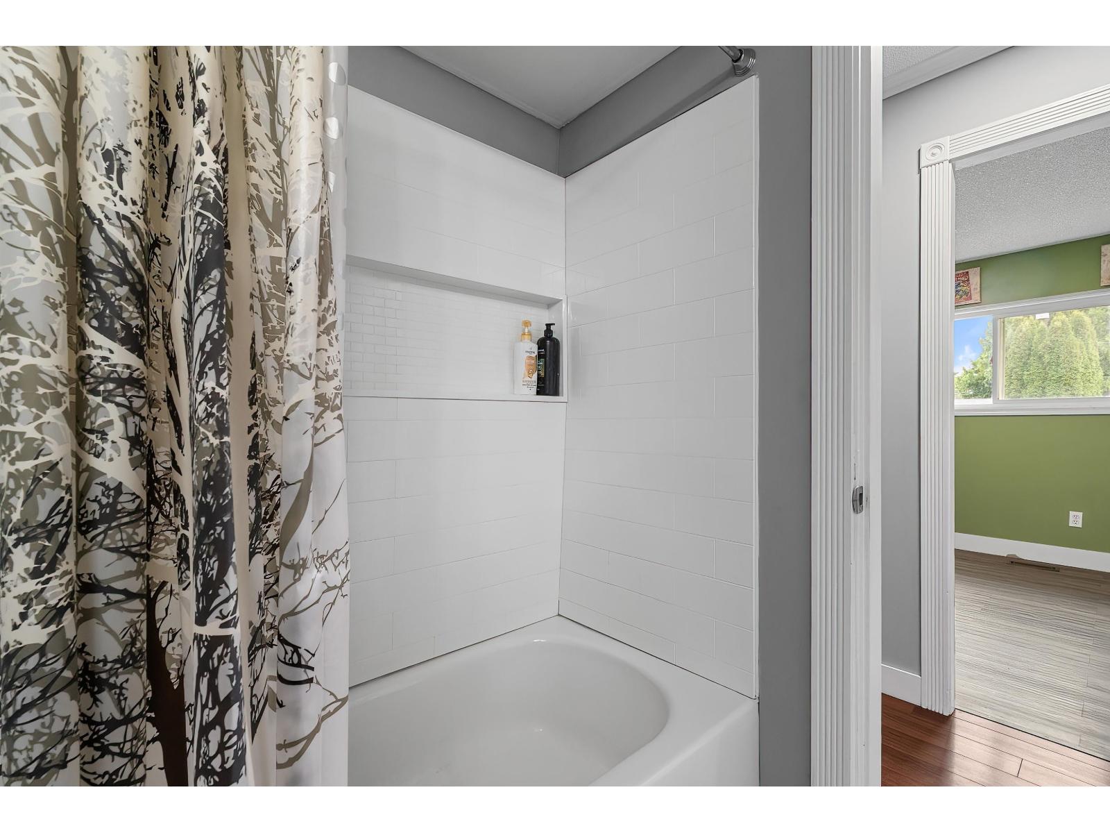 10218 OVAL DRIVE, Fairfield Island, Chilliwack
