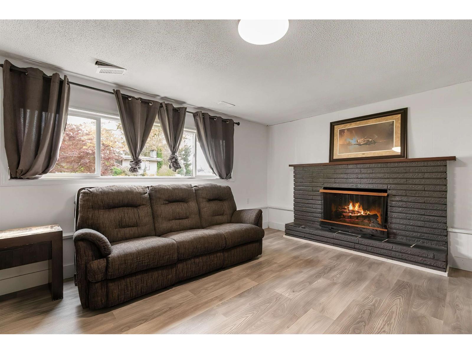 10218 OVAL DRIVE, Fairfield Island, Chilliwack