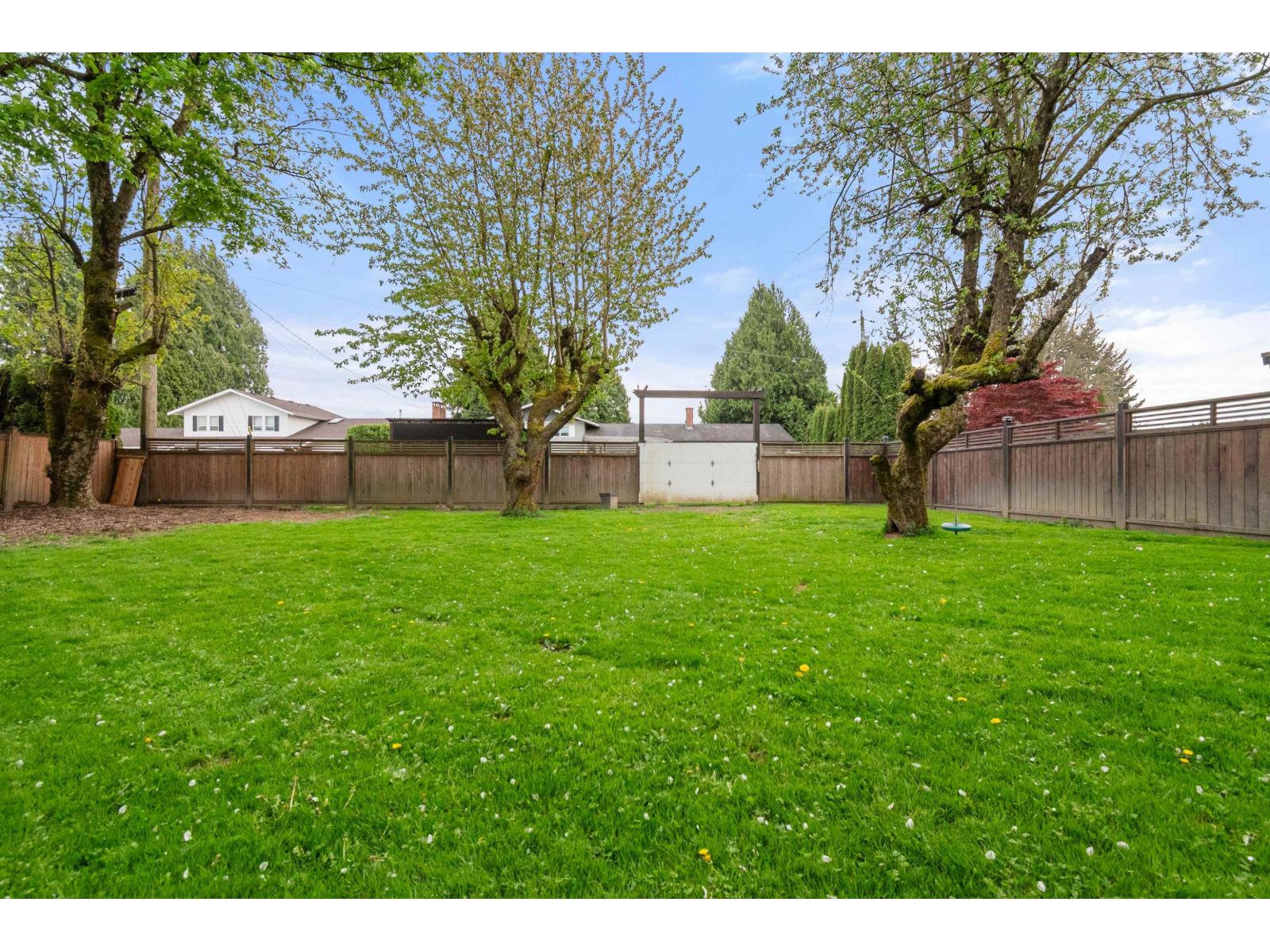 10218 OVAL DRIVE, Fairfield Island, Chilliwack