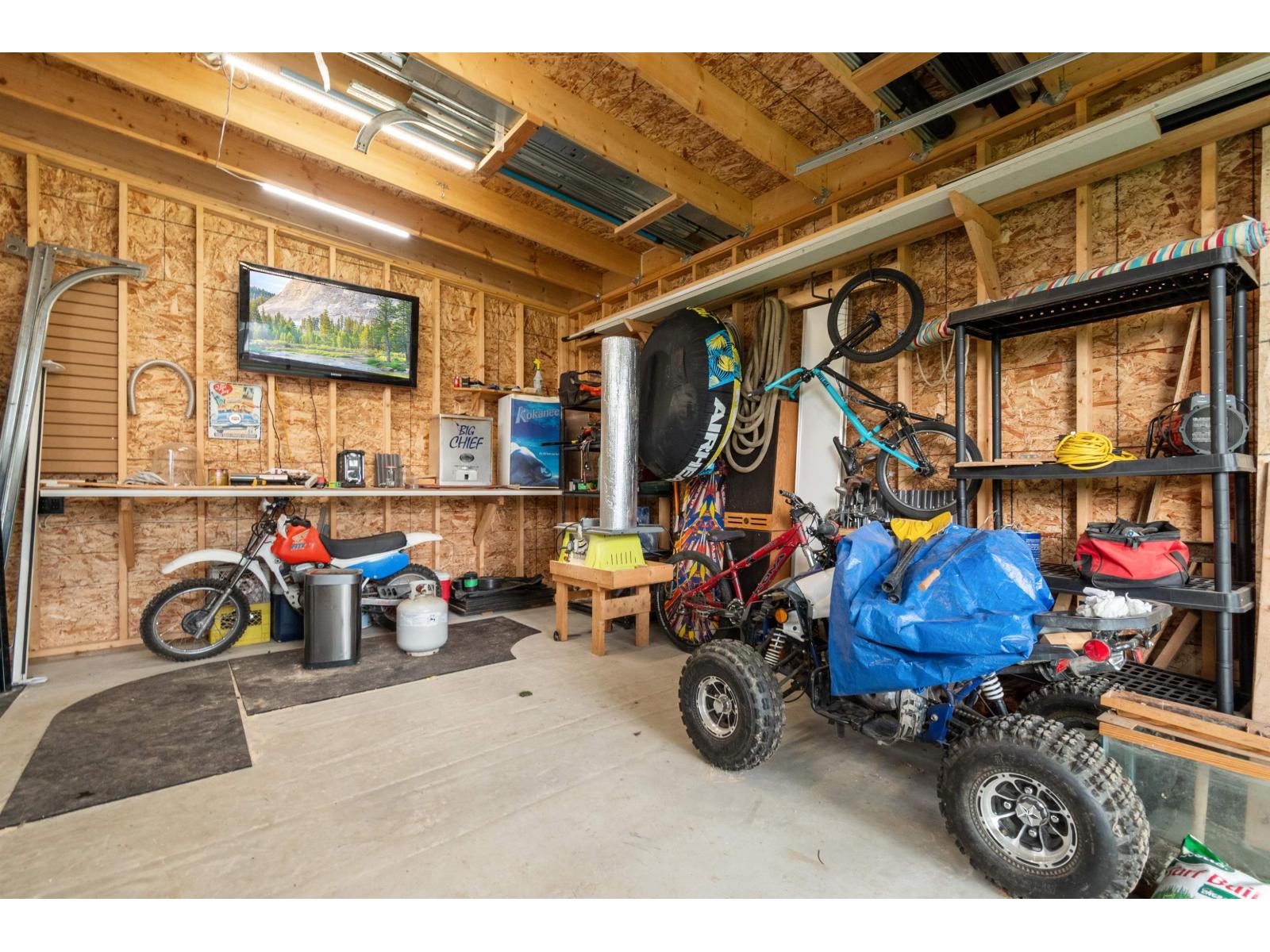 10218 OVAL DRIVE, Fairfield Island, Chilliwack