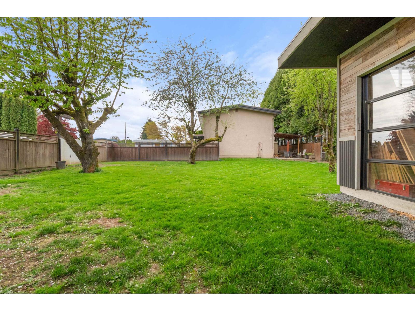 10218 OVAL DRIVE, Fairfield Island, Chilliwack