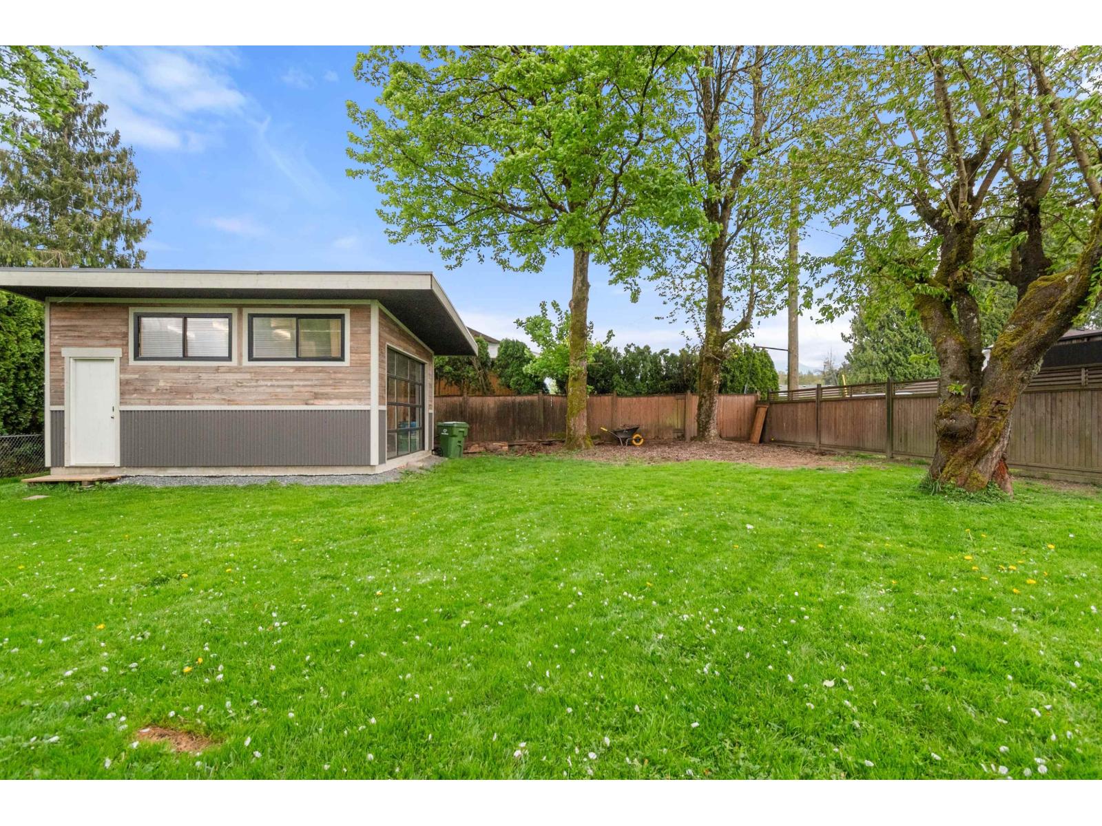 10218 OVAL DRIVE, Fairfield Island, Chilliwack