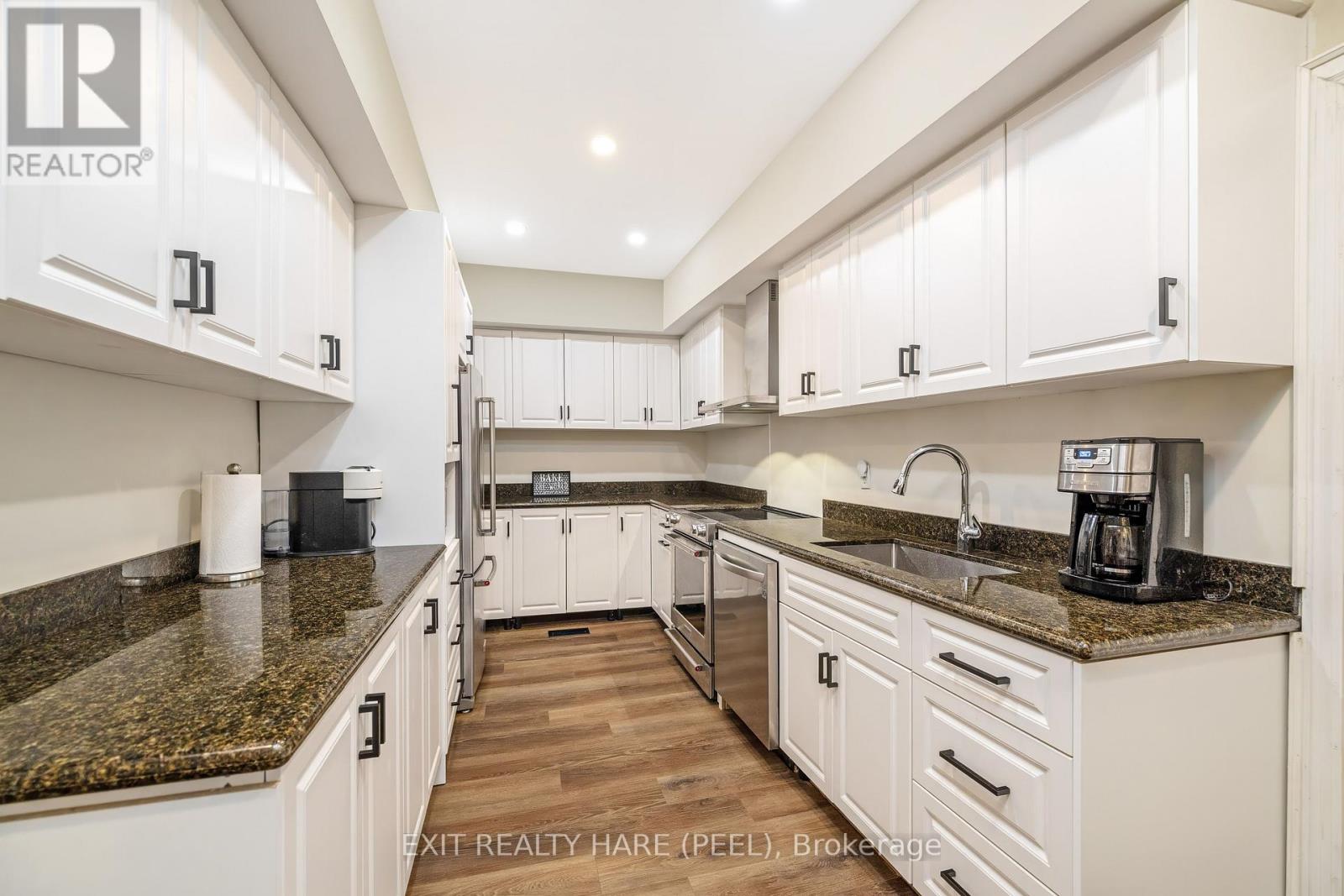 31 BROCK STREET - 7