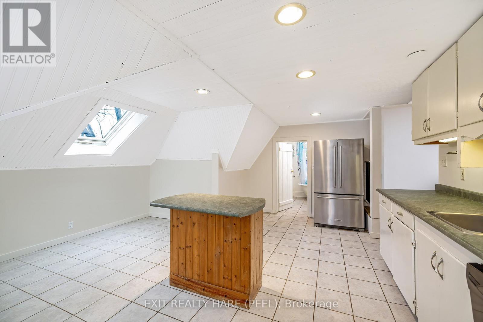31 BROCK STREET - 37