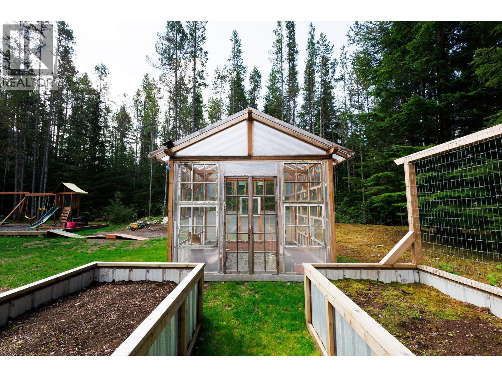 2885 CRYSTAL ROAD - 30