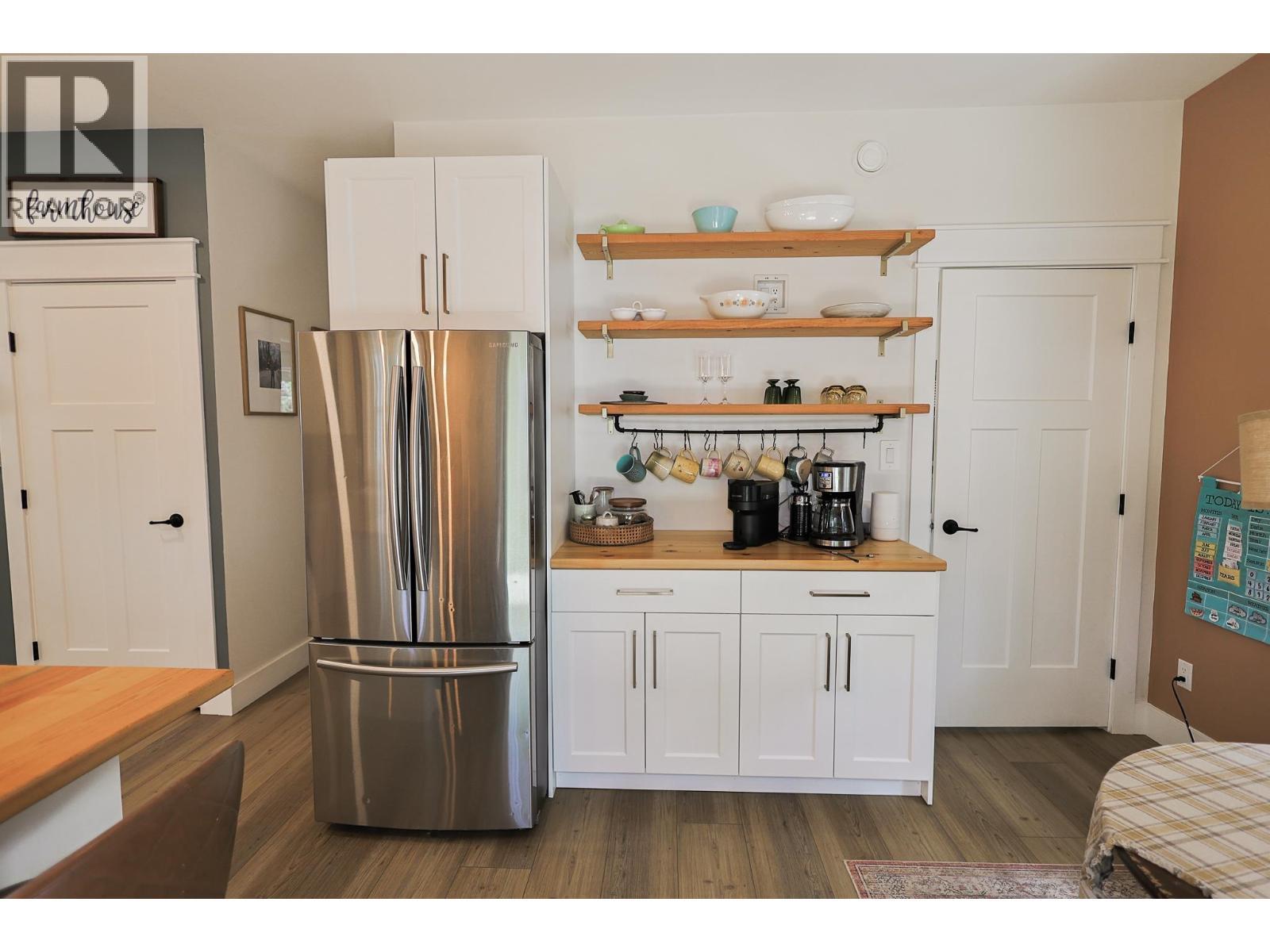 2885 CRYSTAL ROAD - 4