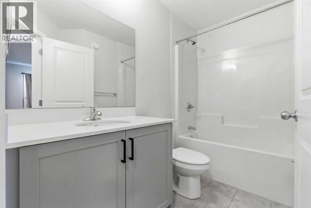 80 Legacy Reach Crescent SE - 21