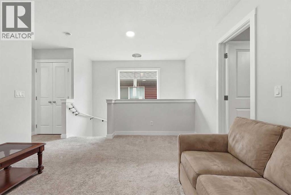 80 Legacy Reach Crescent SE - 12