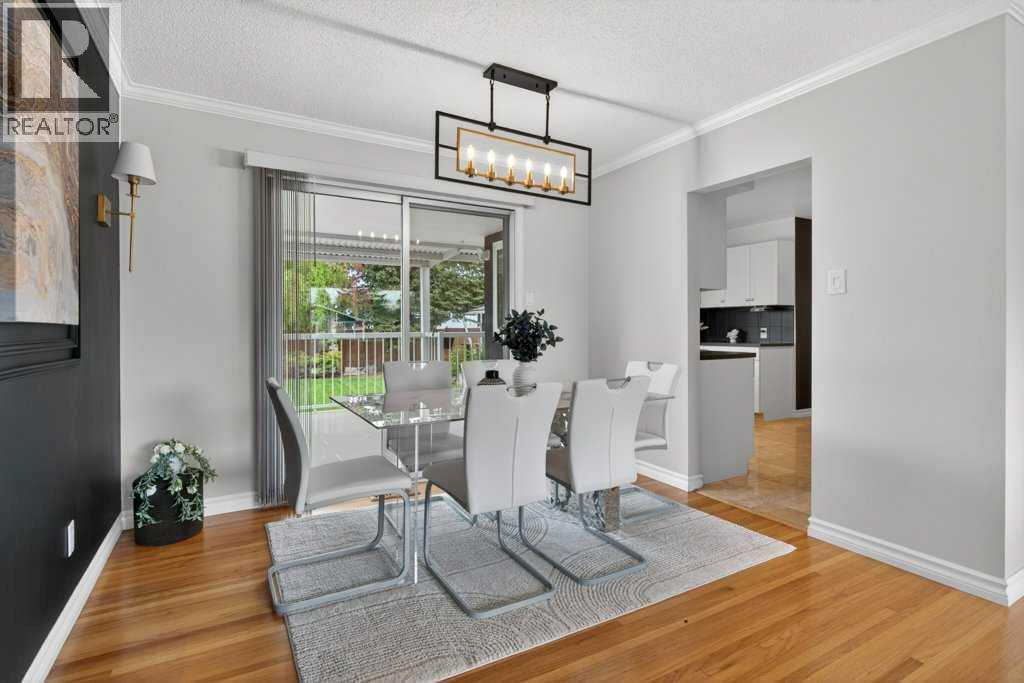 425 Woodland Crescent SE - 8