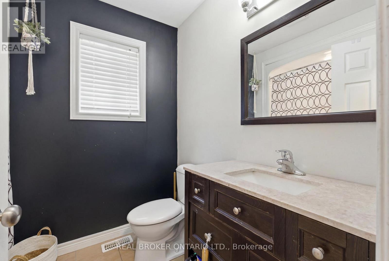 446 SCHOLFIELD AVENUE N - 9