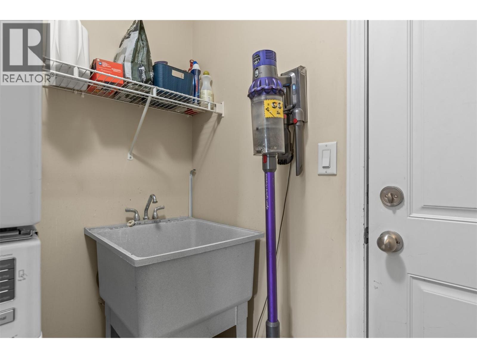 4666 Grandview Flats Road N - 42