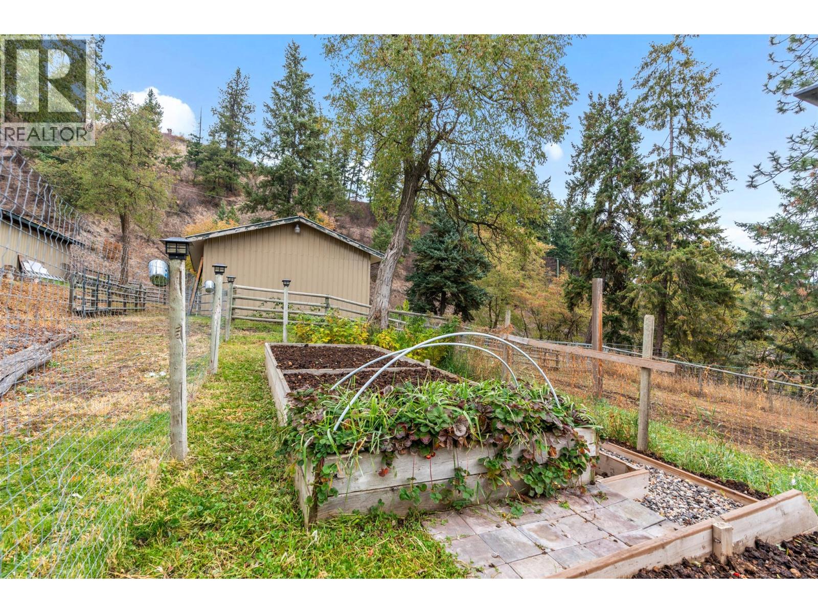 4666 Grandview Flats Road N - 64