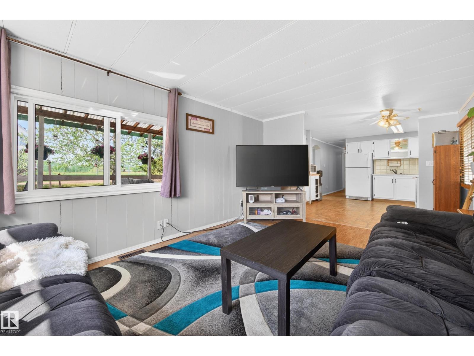 5007 51 AV — photo 15