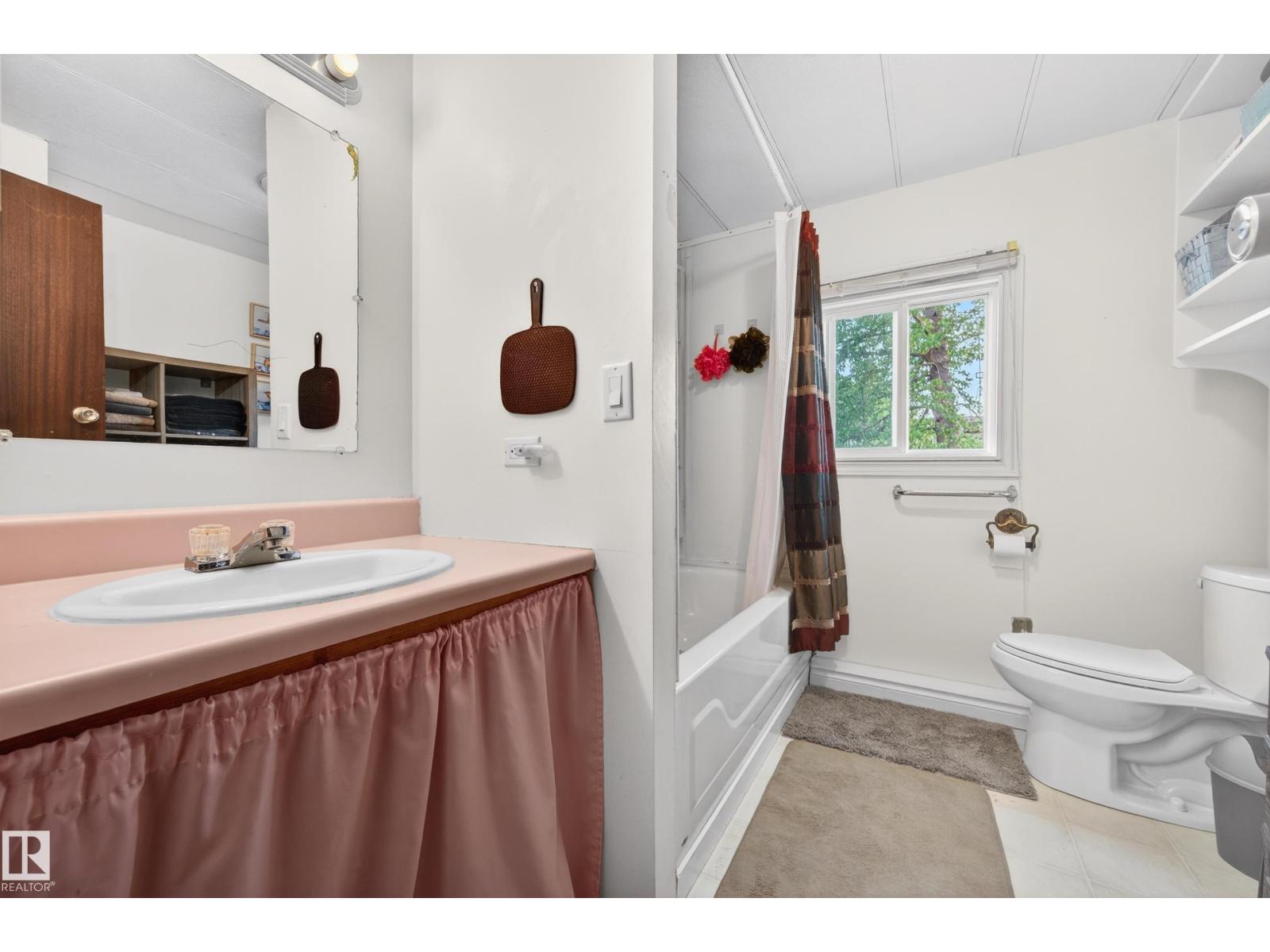 5007 51 AV — photo 17